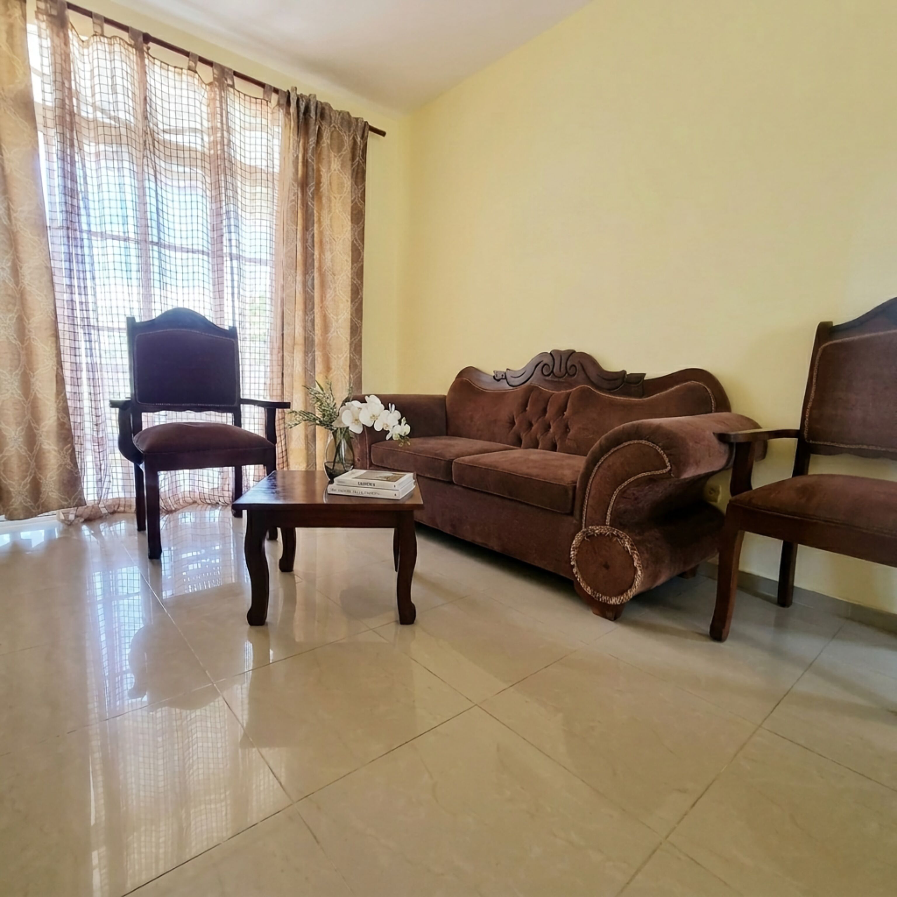 Apartment, 1 Bedroom, Smoking, Balcony | Living room