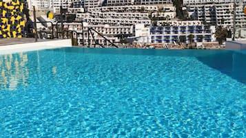 Apartamento, 1 quarto, para fumantes, sacada | Piscina | Piscina externa