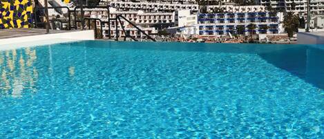 Apartment, 1 Bedroom, Smoking, Balcony | Pool | Outdoor pool