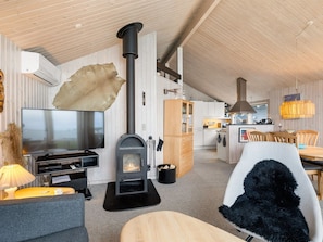 TV, fireplace - "Aswith" - 5m from the sea by Interhome (Otterup)