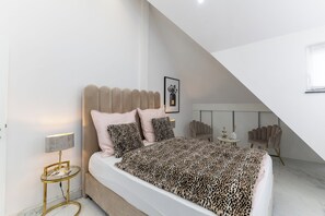 1 bedroom, WiFi, bed sheets - Fully equipped luxury apartments with whirlpool, sauna, massage in Wetzlar (Wetzlar)