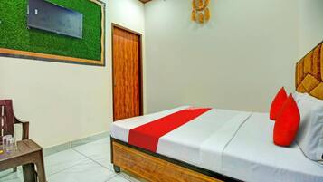 Free WiFi, bed sheets