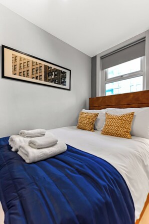 2 slaapkamers, een strijkplank/strijkijzer, wifi, beddengoed