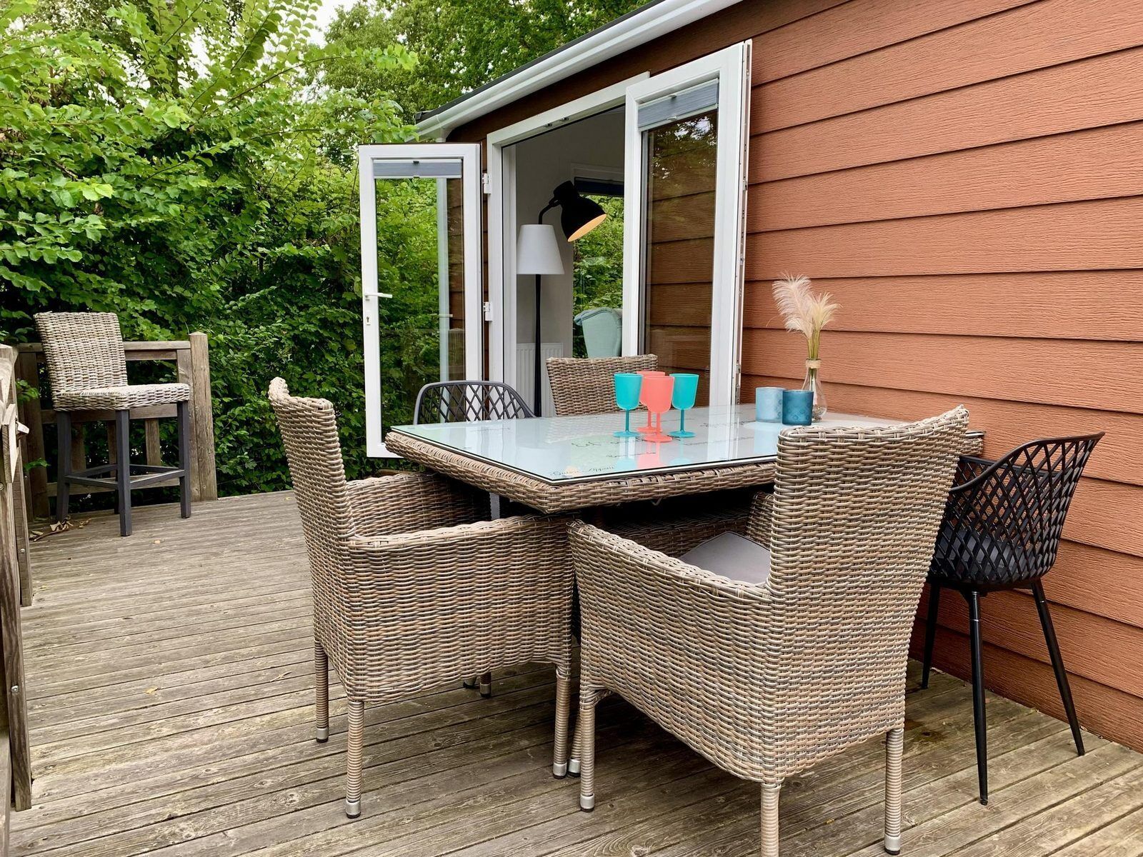 تناول الطعام بالخارج