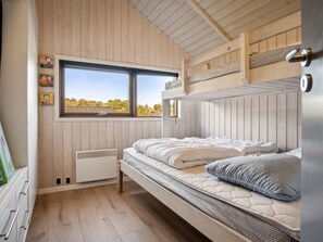 4 bedrooms, WiFi