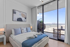 1 habitación, tabla de planchar con plancha, cuna de viaje y wifi 