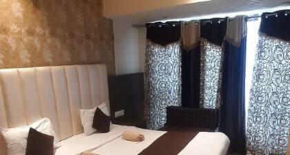 Goroomgo The Lotus Kalka