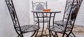Beautiful cottage in Ludlow town ,Close to Pubs, shops,restaurants & the castle
