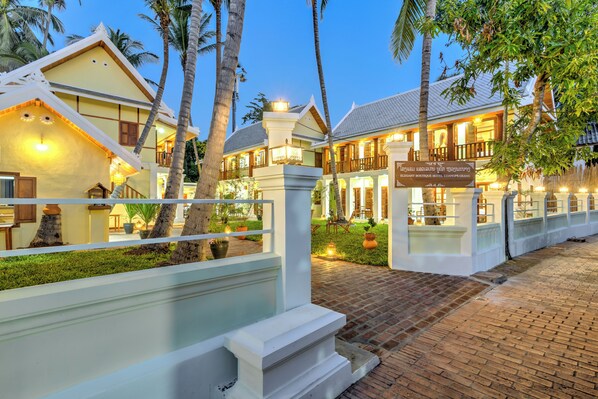 Fachada de la propiedad