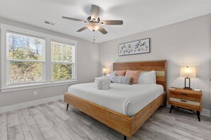 3 dormitorios, tabla de planchar con plancha, Internet y ropa de cama