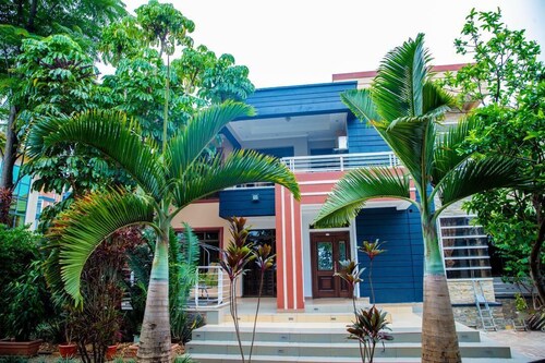 BALLOTE HOLDAY HOME APARTMENT