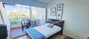1 habitación, tabla de planchar con plancha y wifi gratis