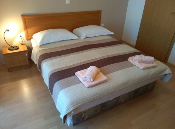 Appartement (Two Bedroom Apartment with Balcony) | 2 slaapkamers, gratis wifi