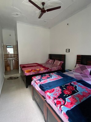 View from room - Goroomgo New Shiv Shakti Rudraprayag (Ukhimath)