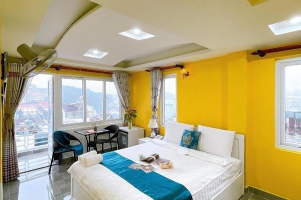 Comfort Double Room, Balcony, Mountain View | Minibar, desk, soundproofing, iron/ironing board