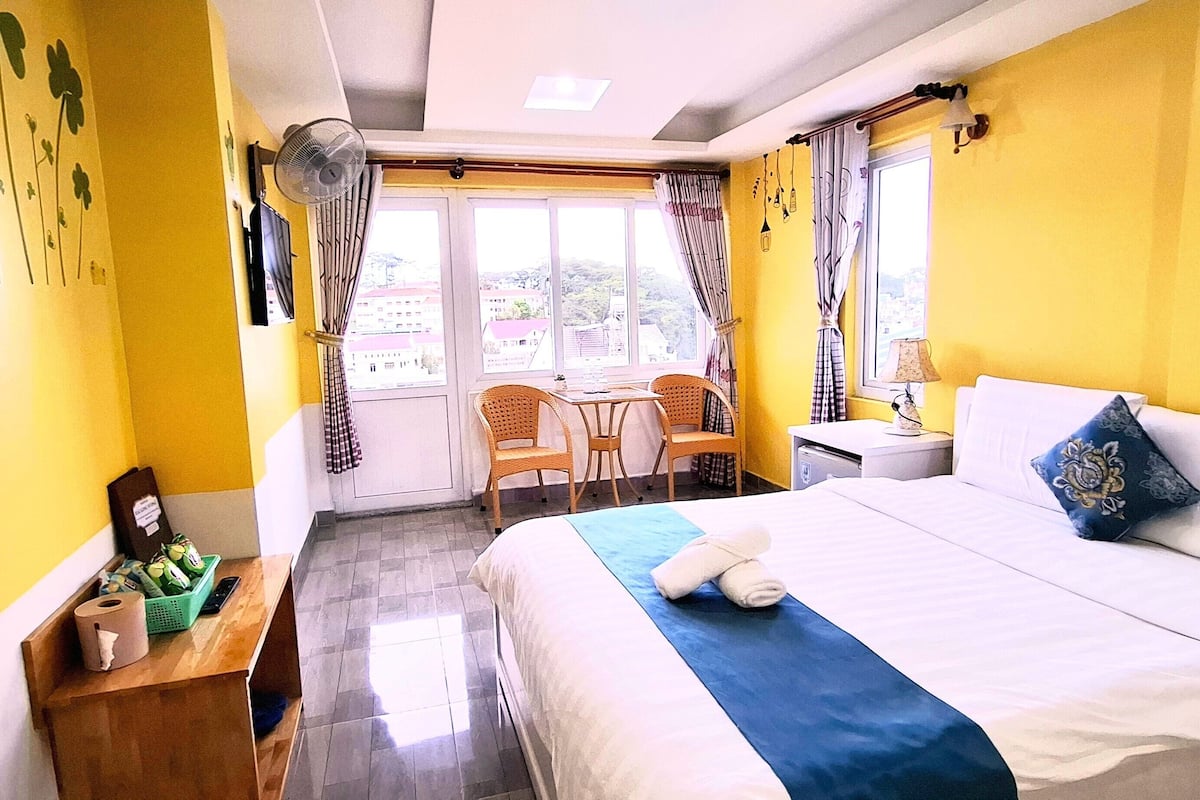 Comfort Double Room, Balcony, Mountain View | Minibar, desk, soundproofing, iron/ironing board (on request)
