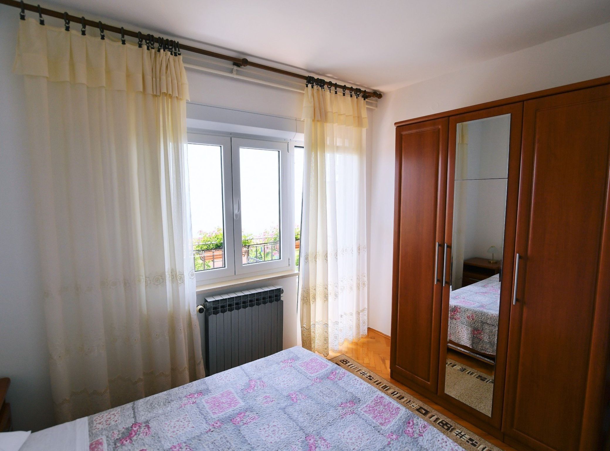 Kamar Double (Double Room with Balcony) | 4 kamar tidur dan Wi-Fi gratis