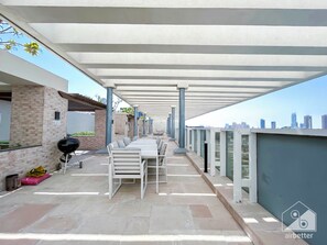 Interior - Modern 1-bedroom in JVC Bright & Cozy Stay (Dubai)