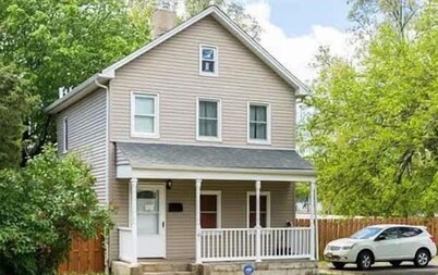 107 Quaint Renovated Single Family 3 Bdrm House