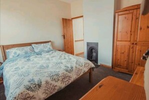 2 Schlafzimmer, Bügeleisen/Bügelbrett, WLAN, Bettwäsche