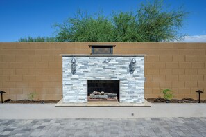 Terrace/patio - Brand NEW in Desert Ridge! Close to Mayo, 101, 51, Desert Ridge, High Street. (Phoenix)