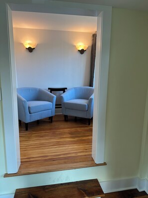 Terrace/patio - John H Wallace House (Milford)