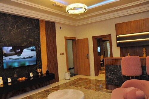 Green Palace Hotel Limited