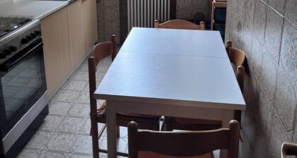 Cervia Mare Borgo Marina, 4 minutes from the sea and in the center, but quiet