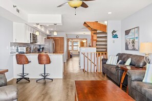 聯排別墅, 4 間臥室 | 起居區 | 串流服務