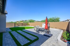 House, 3 Bedrooms | Outdoor dining