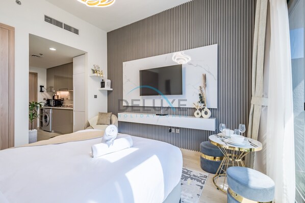 In-room safe, iron/ironing board, free WiFi, bed sheets