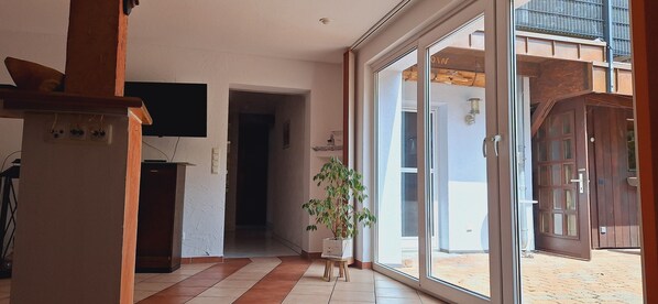 Interior - FEWO-Soltau: Spacious vacation apartment in a central location. (Soltau)