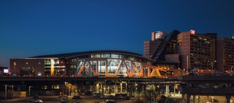 Charming 3-bedroom house with AC, WiFi in terrific Lithia Springs