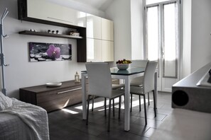 Dining - Villa Antonella, app. Victory (Tavernerio)