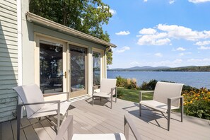 Terrace/patio - Glistening Waters On Lake Winnisquam (Sanbornton)