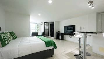 1 habitación, tabla de planchar con plancha, wifi y ropa de cama