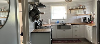 Vacation home just 4 minutes drive to Caesars Virginia Casino