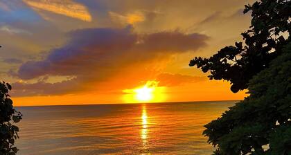 Charming 3-bedroom house with AC and WiFi in serene Okinawa