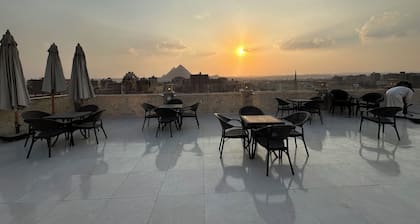 Sun 3 Pyramids Inn