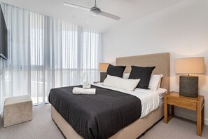 2 bedrooms, desk, iron/ironing board, travel crib