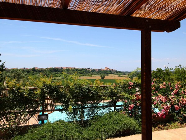 House | Pool | Outdoor pool - Farmhouse in Montalto Near Sandy Beaches (Montalto di Castro)