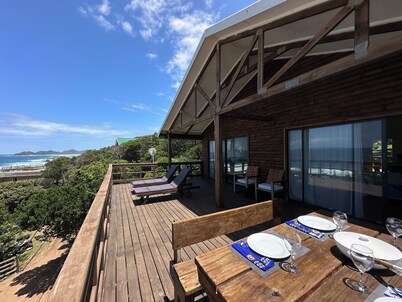 Casa da Praia - Beachfront oasis in Ponta Malongane
