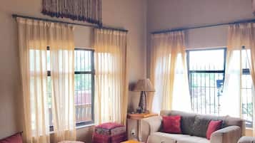 Cottage Superior, pemandangan gunung | Lounge eksekutif