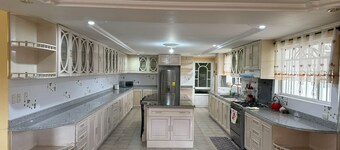 Modern and spacious luxury house