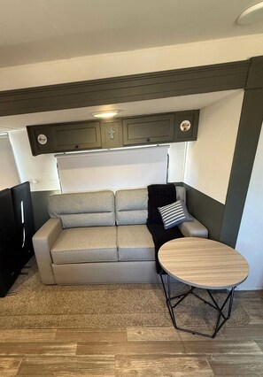 Téléviseur connecté, foyer