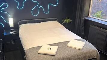 Standard Double Room | Free WiFi