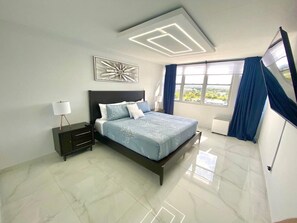 2 bedrooms, desk, iron/ironing board, travel crib