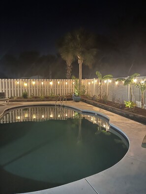 Pool - Fabulous 4-bedroom home in Panama City Beach Close to Beach with Golf Cart (Panama City Beach)