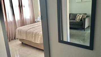 2 chambres, fer et planche Ă repasser, Wi-Fi, draps fournis