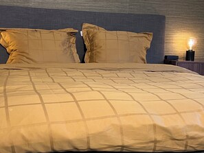 Standard Double Room, 1 King Bed, Garden View | Desk, free WiFi